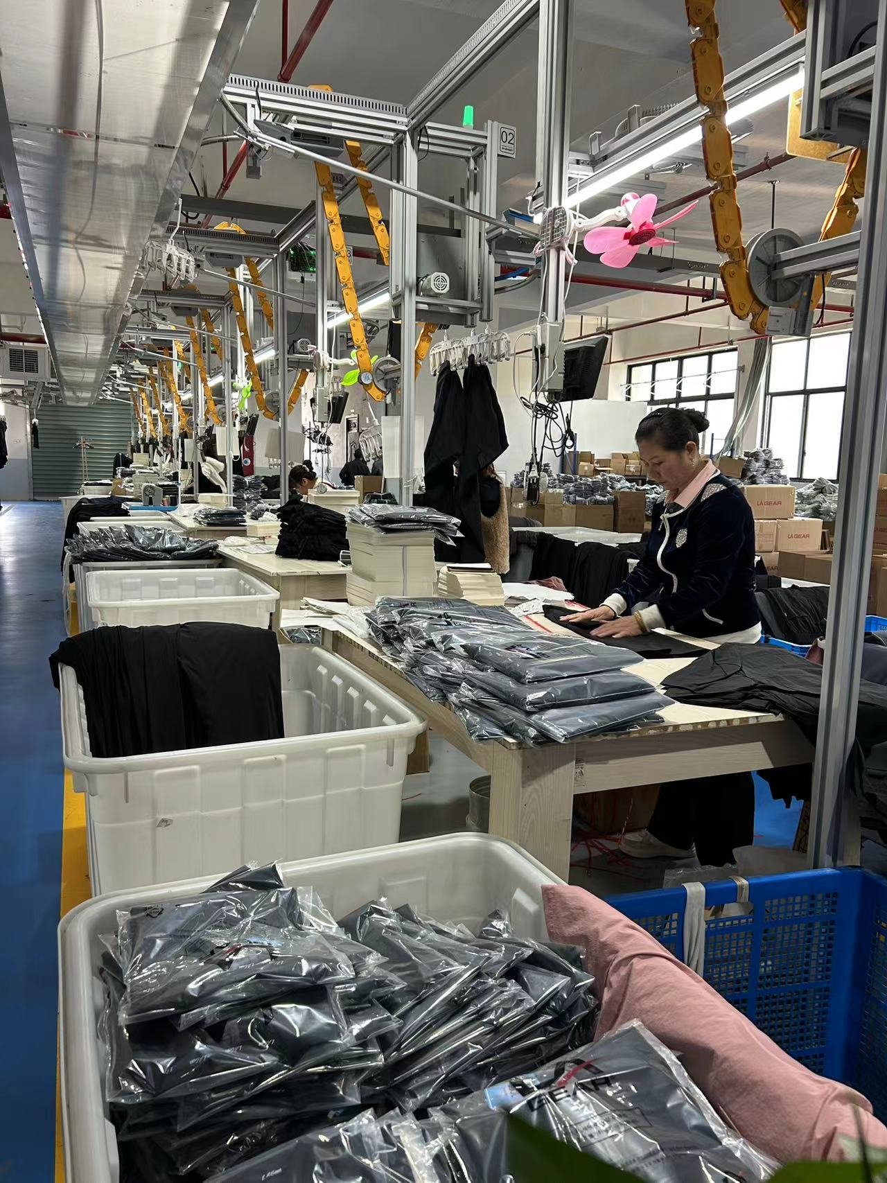 Custom clothing quality inspection and packing